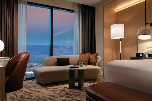 Resort Room Near Red Ridge Park LAS 4 Luxury Bookings