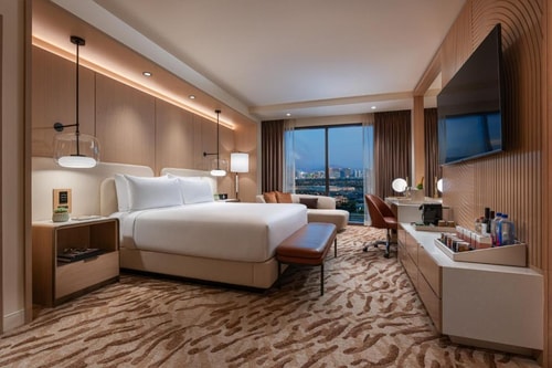 Resort Room Near Red Ridge Park LAS Luxury Bookings