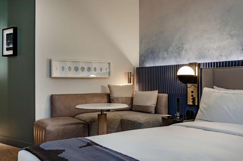 King Room Near Le Clou French Restaurant WDC Luxury Bookings