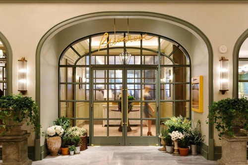 Classic Room Near MGM Grand Monorail Station LAS 6 Luxury Bookings