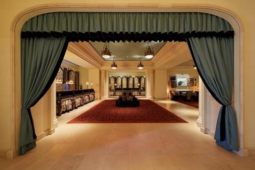 Classic Room Near MGM Grand Monorail Station LAS 12 Luxury Bookings