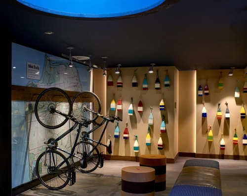 Standard King Room Near Museum Of 3D Illusions SAN 10 Luxury Bookings