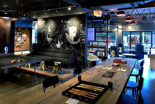 Standard King Room Near Museum Of 3D Illusions SAN 12 Luxury Bookings