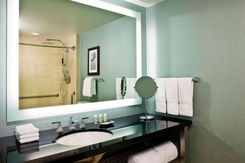 Guest Room Near Strayer University WDC 2 Luxury Bookings