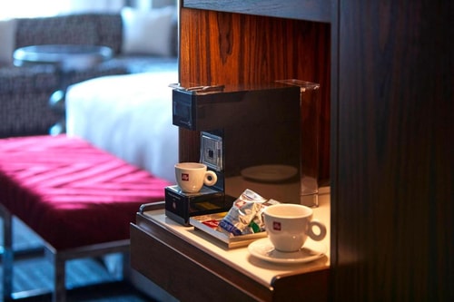 King Room Near Academy of Art University SAN 5 Luxury Bookings