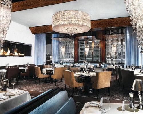 Deluxe Room Near Lee's Family Forum LAS 9 Luxury Bookings