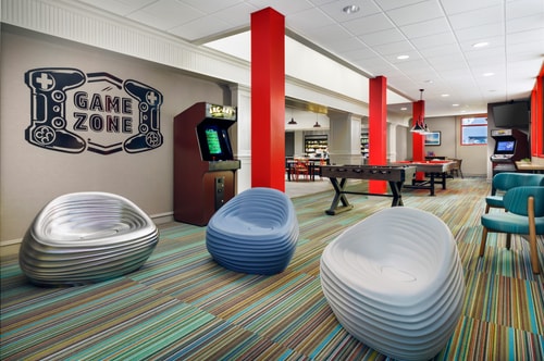 Deluxe King Room Near Joseph Conrad Mini Park SAN 9 Luxury Bookings