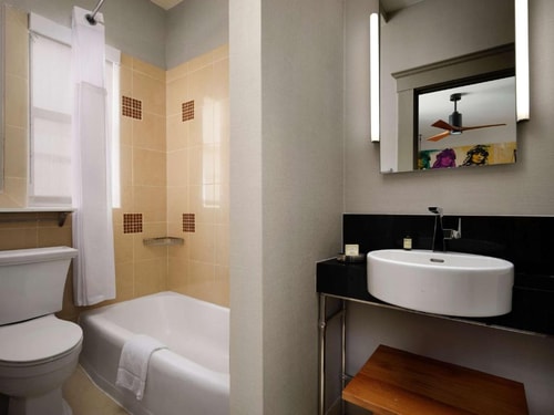 King Room Near Union Square SAN 6 Luxury Bookings