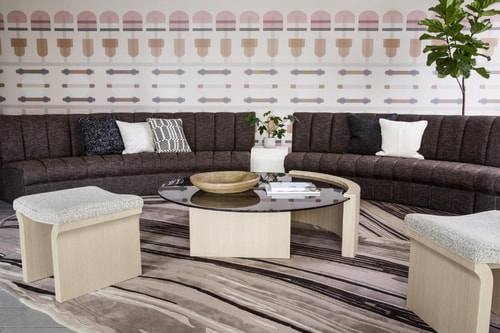 Essential King Room Near Super Mira SAN 6 Luxury Bookings