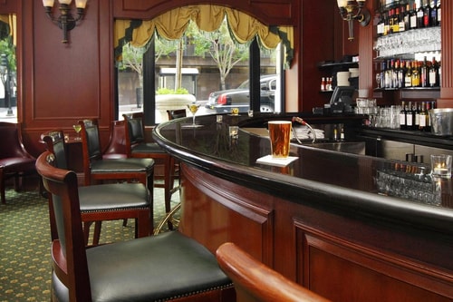 Deluxe Room Near Wells Fargo Museum SAN 10 Luxury Bookings