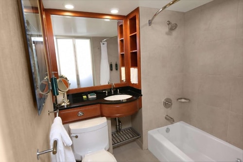 King Roon Near Glide Memorial Church SAN 4 Luxury Bookings