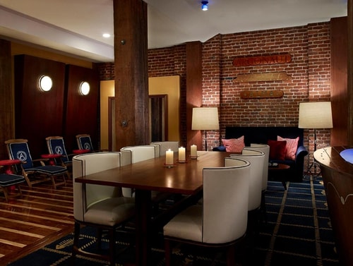 King Room Near Maritime Garden SAN 7 Luxury Bookings