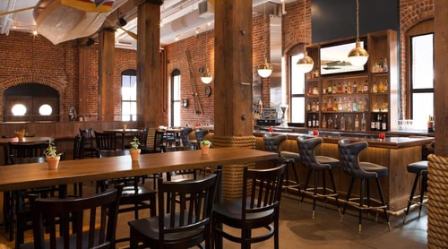 King Room Near Maritime Garden SAN 13 Luxury Bookings