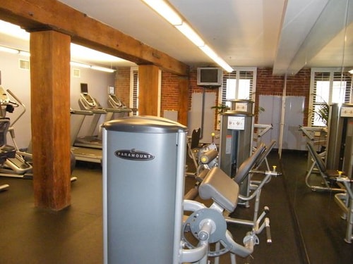 King Room Near Maritime Garden SAN 14 Luxury Bookings