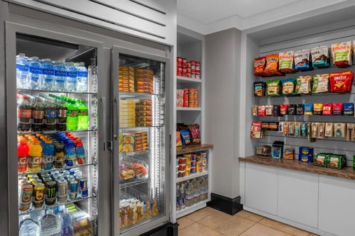 King Room Near Imagination Station LAS 12 Luxury Bookings