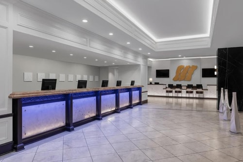 King Room Near Imagination Station LAS 5 Luxury Bookings