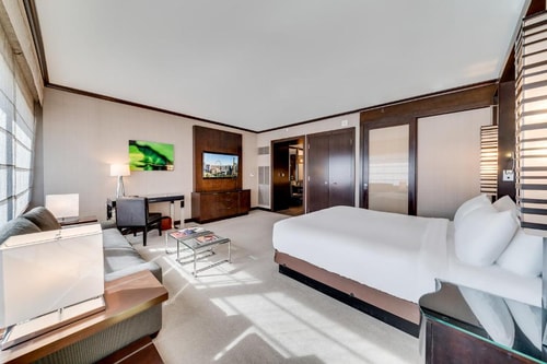 Studio Near Clark County Fire Station 32 LAS 3 Luxury Bookings