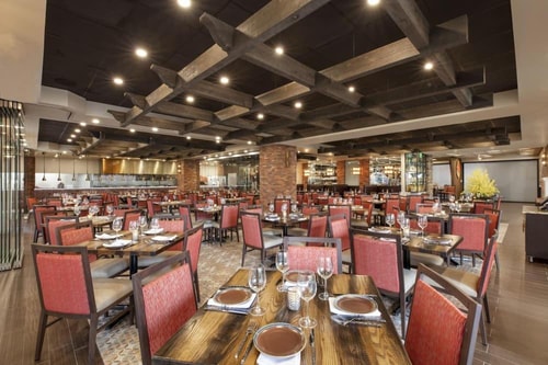 Studio Room Near Drafts Sports Bar And Grill ORL 6 Luxury Bookings