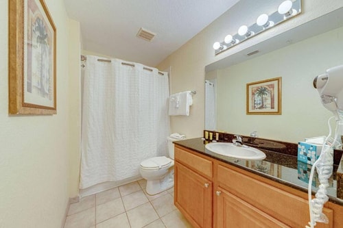 Studio Room Near Drafts Sports Bar And Grill ORL 5 Luxury Bookings