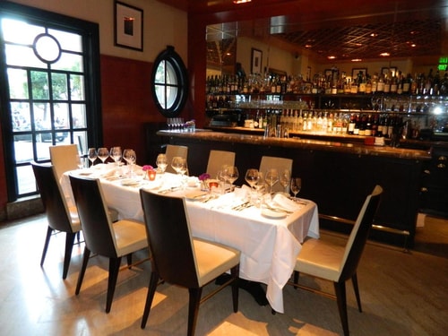 Deluxe King Room Near Apple Union Square SAN 8 Luxury Bookings