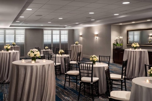 King Room Near Dream Catcher Ventures SAN 2 Luxury Bookings