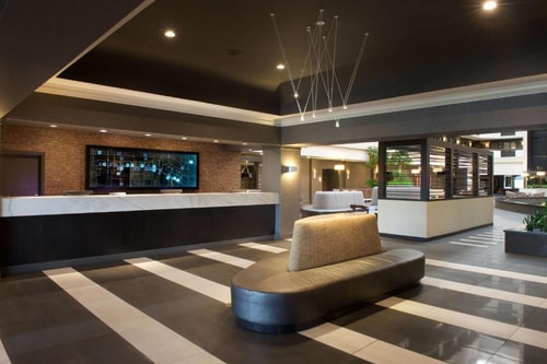 King Suite Near Myron Patridge Track Stadium LAS 6 Luxury Bookings