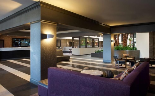 King Suite Near Myron Patridge Track Stadium LAS 7 Luxury Bookings