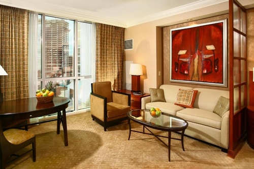 Junior Suite Near Carriage House LAS 7 Luxury Bookings
