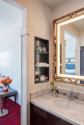 Queen Room Near Dragon Gate Chinatown SF SAN 4 Luxury Bookings