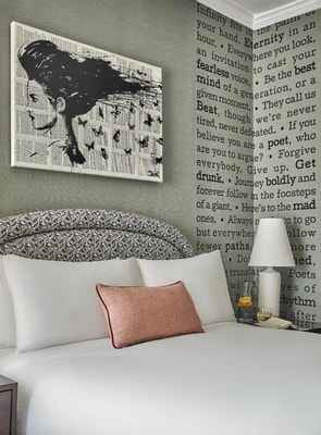 Deluxe Queen Room Near CoBattery SAN. 3 Luxury Bookings