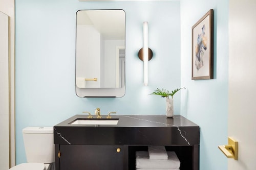 Essential Room Near Surisan SAN 3 Luxury Bookings