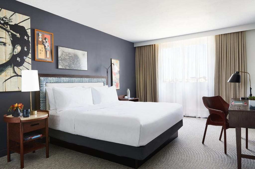 King Room Near  Sequoia Living SAN Luxury Bookings