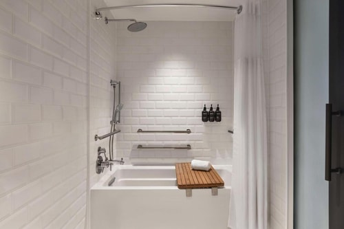 King Room Near  Children's Creativity Museum SAN 2 Luxury Bookings