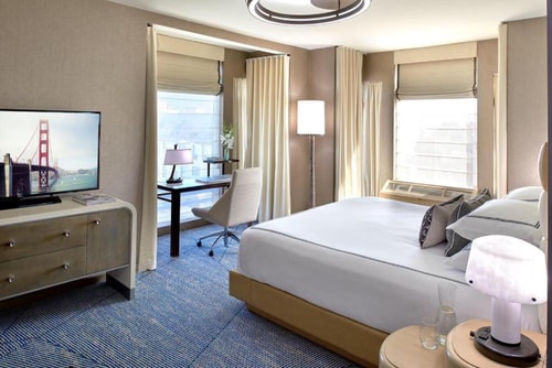 Deluxe King Room Near NorthPoint Centre SAN 3 Luxury Bookings
