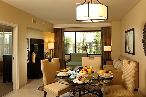 One Bedroom Suit Near Tracker Boat Center LAS 3 Luxury Bookings