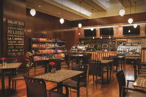 Signature Deluxe Suite Near Elite Medical Ctr LAS 12 Luxury Bookings