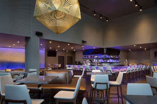 Queen Room Near Oracle Park SAN 6 Luxury Bookings