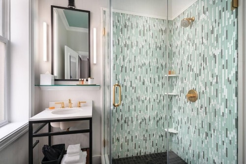 Superior King Room Near Art Meets Architecture SAN 3 Luxury Bookings