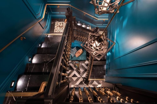 Superior King Room Near Art Meets Architecture SAN 11 Luxury Bookings