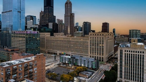 Standard Room Near United States Custom House CHI 15 Luxury Bookings