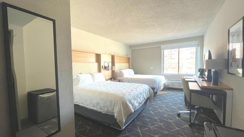 Standard Room Near United States Custom House CHI 1 Luxury Bookings