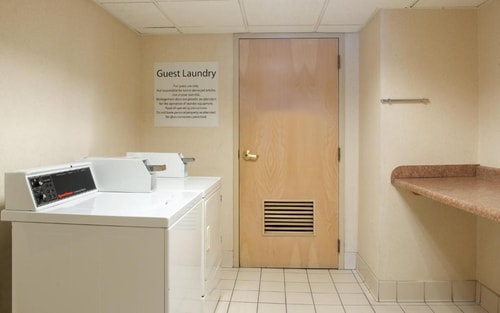 Standard Room Near United States Custom House CHI 9 Luxury Bookings
