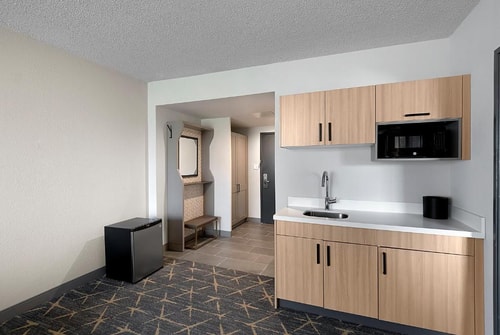 Standard Room Near United States Custom House CHI 7 Luxury Bookings