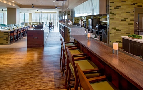 King Room Near Budget Car Rental ORL 6 Luxury Bookings