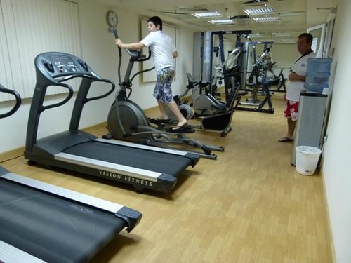 Studio Apartment Near Parking Lot Burjuman Mall 11 Luxury Bookings