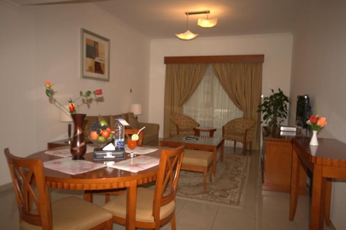 One Bedroom Apartment Near Burjuman Metro Station 4 Luxury Bookings