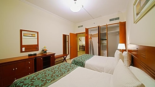 Two Bedroom Apartment Near Burjuman Metro Station 2 Luxury Bookings