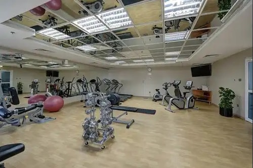 Studio Apartment Near Mashreq Metro Station Ad 11 Luxury Bookings