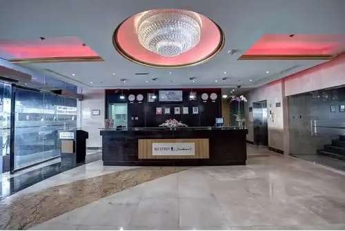 Two Bedroom Apartment Near Mashreq Metro Station 14 Luxury Bookings