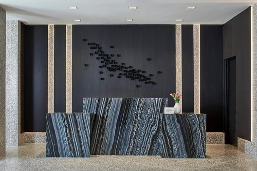 Guest Room Near Anatomy MIA 8 Luxury Bookings